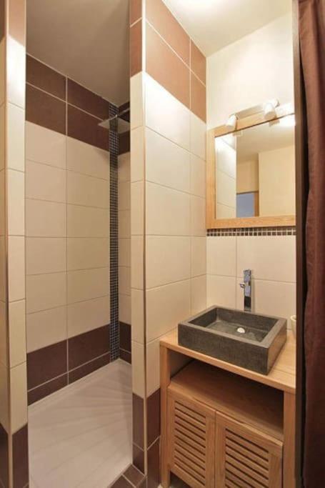 קורבוו Appartement Avec Ascenseur La Defense מראה חיצוני תמונה