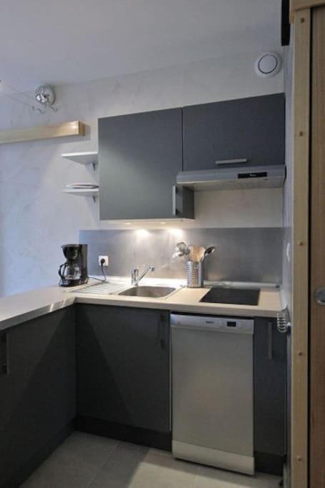 קורבוו Appartement Avec Ascenseur La Defense מראה חיצוני תמונה