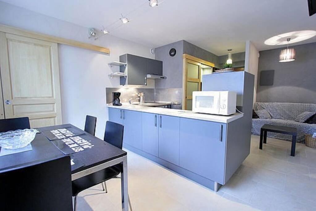 קורבוו Appartement Avec Ascenseur La Defense מראה חיצוני תמונה